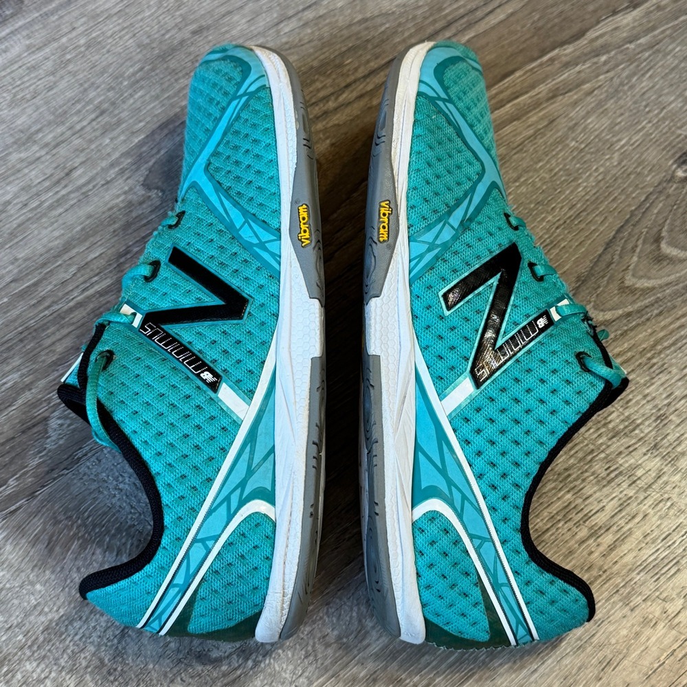 New Balance Minimus WT10GG2 Teal Black Vibram Trail Running Shoes Womens